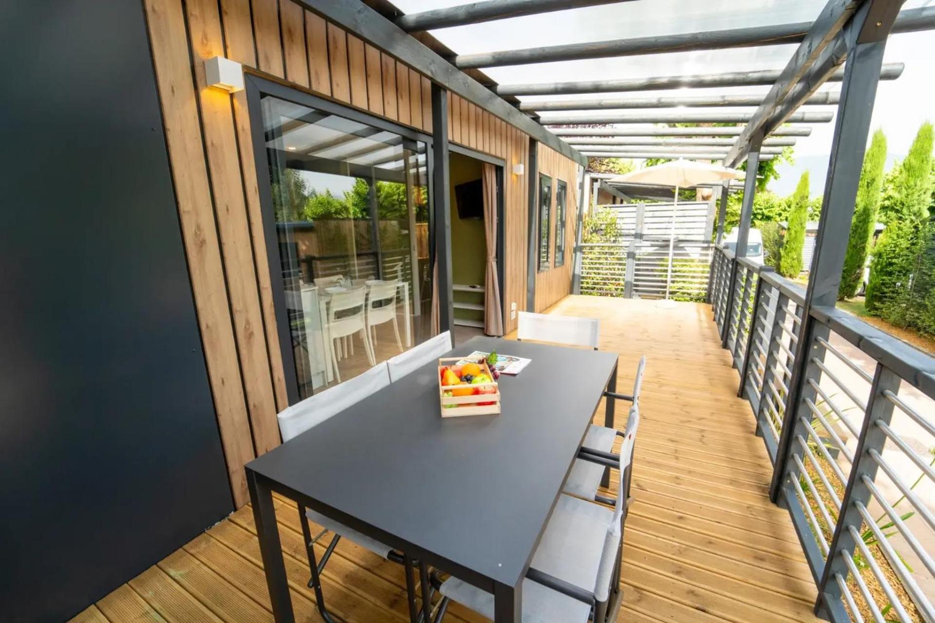 Weekend Glamping Resort San Felice del Benaco Bagian luar foto