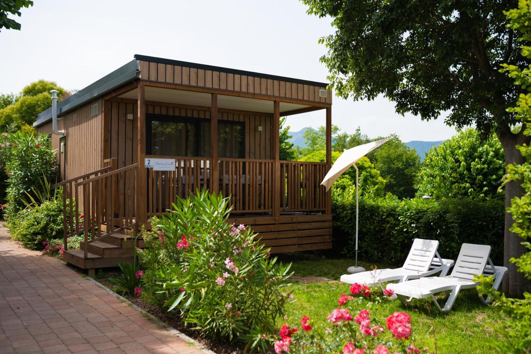 Weekend Glamping Resort San Felice del Benaco Ruang foto